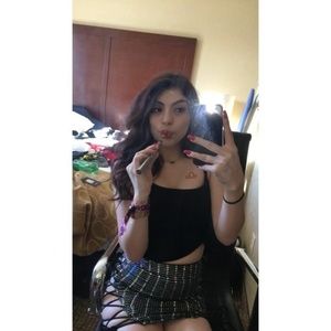 Meet your Posher, Abbey